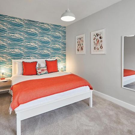 Host & Stay - Ebb Tide Whitby Bagian luar foto